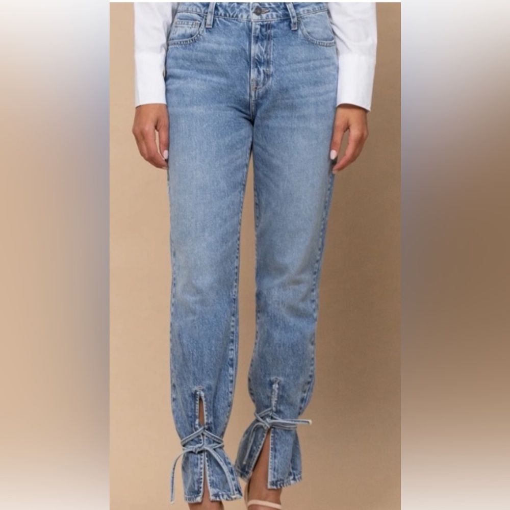 Hidden Jeans